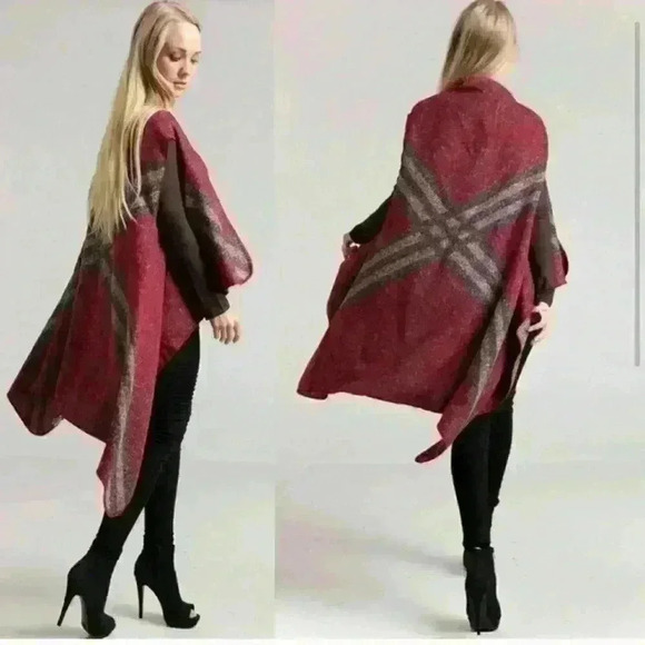 Plaid Jacquard Knit Vest - Picture 1 of 2